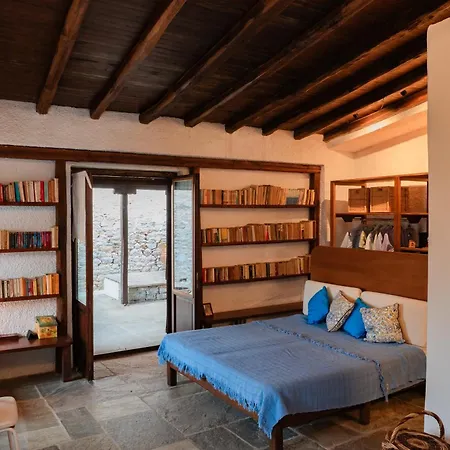 Holiday home Lymperakis