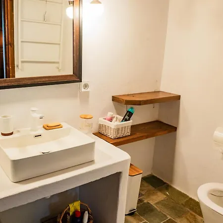 Holiday home Lymperakis