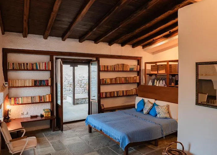 Holiday home Lymperakis